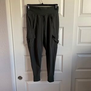 Athleta‎ Salutation Cargo Joggers - Olive Green/Grey - Size 2